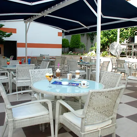 אתר נופש Grand Okan 4*