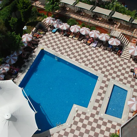 Grand Okan אתר נופש 4*