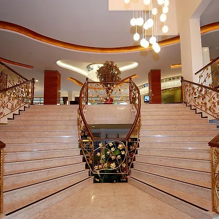 Grand Okan