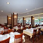 Feriested Grand Okan 4*