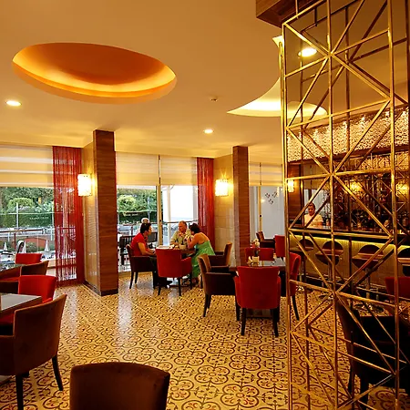 Semesteranläggning (resort) Grand Okan