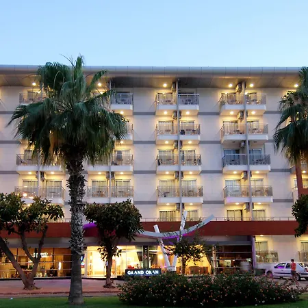 格兰德奥坎酒店 4* 阿拉尼亚